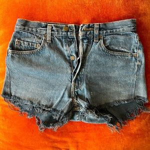 Dark-wash Levi shorts